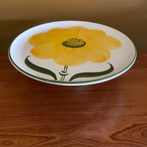 Vintage ceramic cake platter / cupcake display / pedestal dish - Picture 2 of 10